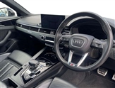Audi A4 Image 6