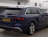 Audi A4 Image 4