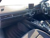 Audi A4 Image 2