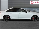 Audi A4 Image 2