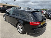 Audi A4 Image 4