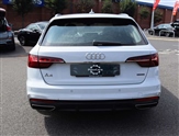Audi A4 Image 4