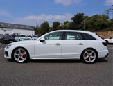 Audi A4 Image 6