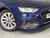 Audi A4 Image 2