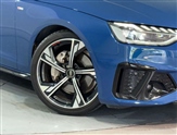 Audi A4 Image 2
