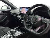 Audi A4 Image 6