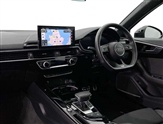 Audi A4 Image 2