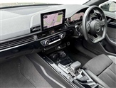 Audi A4 Image 2