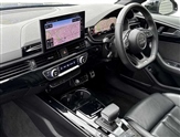 Audi A4 Image 2