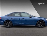 Audi A4 Image 4