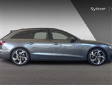 Audi A4 Image 4