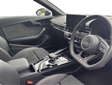 Audi A4 Image 6