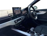 Audi A4 Image 2