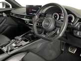 Audi A4 Image 6