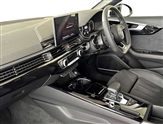 Audi A4 Image 2