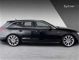 Audi A4 Image 4