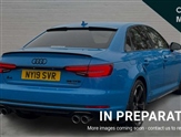 Audi A4 Image 4