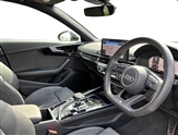 Audi A4 Image 6