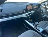 Audi A4 Image 2