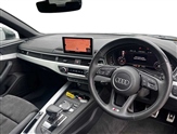 Audi A4 Image 6