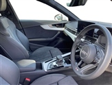 Audi A4 Image 6
