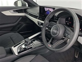 Audi A4 Image 6