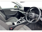 Audi A4 Image 6
