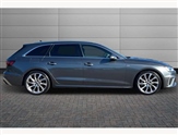 Audi A4 Image 4