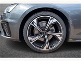 Audi A4 Image 6