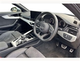 Audi A4 Image 6