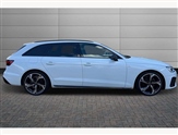 Audi A4 Image 4