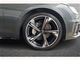 Audi A4 Image 5
