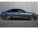 Audi A4 Image 4