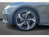 Audi A4 Image 5