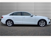 Audi A4 Image 4