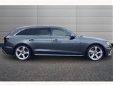 Audi A4 Image 4