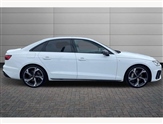 Audi A4 Image 4