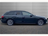 Audi A4 Image 4
