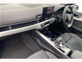 Audi A4 Image 2