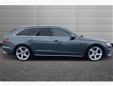Audi A4 Image 4