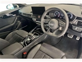 Audi A4 Image 6
