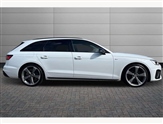 Audi A4 Image 4