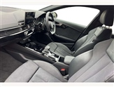 Audi A4 Image 2