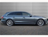 Audi A4 Image 4