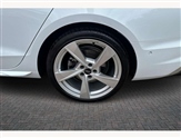 Audi A4 Image 5