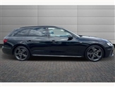Audi A4 Image 4