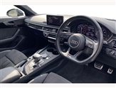 Audi A4 Image 6
