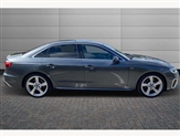 Audi A4 Image 4