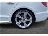 Audi A4 Image 5