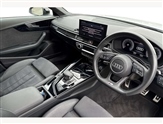 Audi A4 Image 6